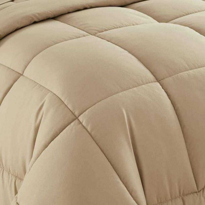 RIDH SHID Self Design Single Quilt for  Heavy Winter(Poly Cotton, Beige)