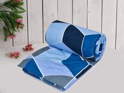 Flipkart SmartBuy Printed Single Comforter for  Heavy Winter(Microfiber, Light Blue, Dark Blue)