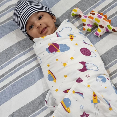 mumkin Printed Single Swaddling Baby Blanket for  Mild Winter(Cotton, White)
