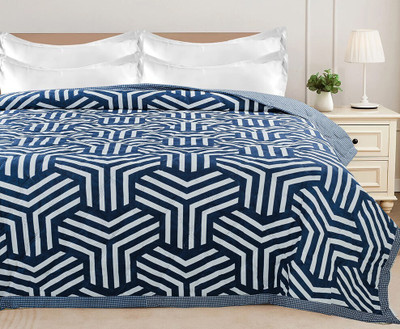 VAS COLLECTIONS Abstract Double Comforter for  Mild Winter(Cotton, Blue, White)