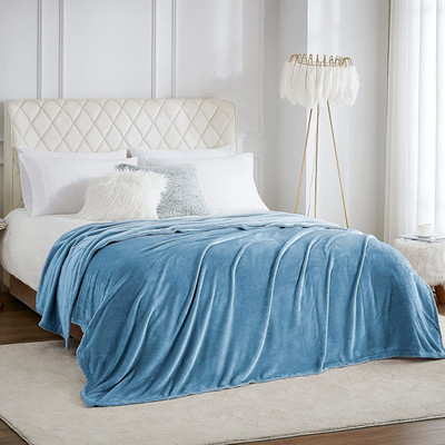 Flipkart SmartBuy Solid Double AC Blanket for  AC Room(Polyester, Aqua)