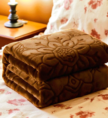 Swikon star Self Design Double Mink Blanket for  Heavy Winter(Polyester, Brown2)
