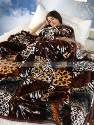 KIXTA Self Design Double Mink Blanket for  Heavy Winter(Microfiber, Multicolor)