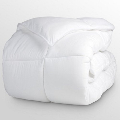 The Home Talk Checkered Double Duvet for  Mild Winter(Polyester, White)