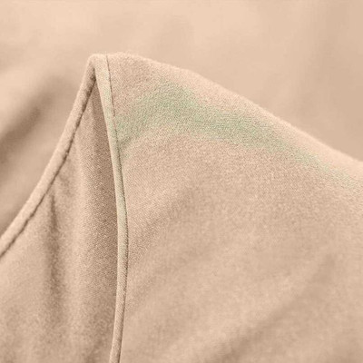 DORISTYLE Self Design King Quilt for  Heavy Winter(Poly Cotton, Golden)