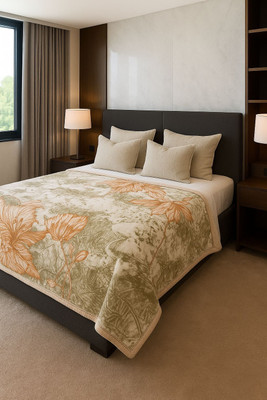 Signature Abstract Double Mink Blanket for  Mild Winter(Polyester, Frosted Fern)