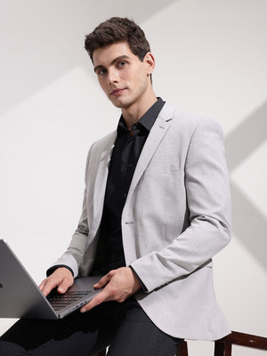 INVICTUS Solid Single Breasted Formal Men Blazer(Grey)