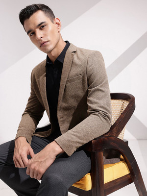 INVICTUS Solid Single Breasted Formal Men Blazer(Brown)