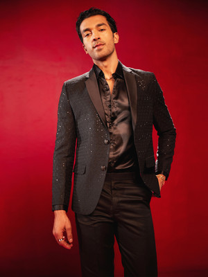 VASTRAMAY Embellished Single Breasted Casual Men Blazer(Black)