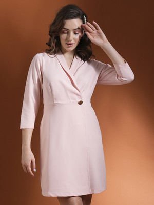 Globus Solid Tuxedo Style Formal Women Blazer(Pink)