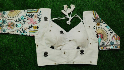 DIPIKACREATION Sweetheart Neck Women Blouse