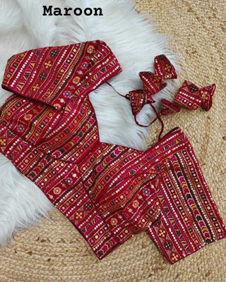 Duffaars Sweetheart Neck Women Blouse