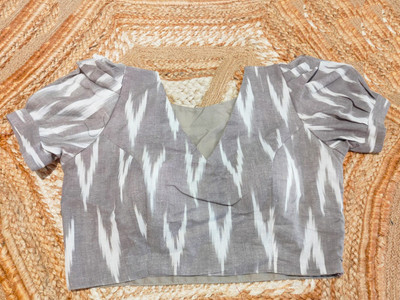 GUPTATRENDZ V-Neck Women Blouse