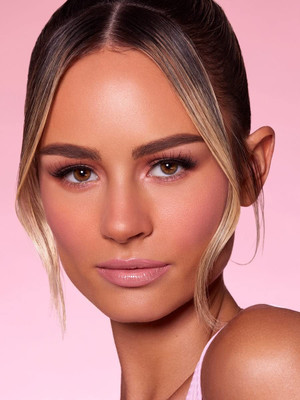 WOONGMI Liquid Pigmented Lightweight Long Lasting Easily Blendable Blusher(Pink)