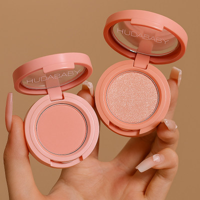 HUDA BABY 3 in 1 Blusher Highlighter Eyeshadow Palette Kit Highlighter(Huda PeachGlam Edition)