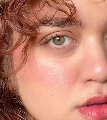 AFARAXIA Matte Finishing Soft Matte Cream Peach Blusher tube(coral oarnge)