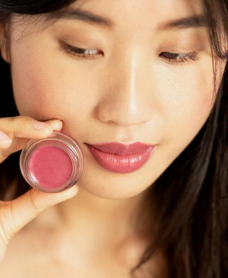 MYEONG Ruby Pink Mousse Matte Lip Stick Mud Makeup Lip & Cheek Tint(Ruby Pink)