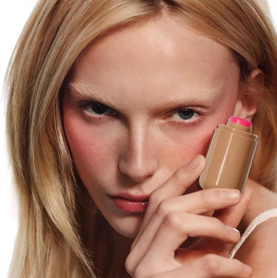 YAWI Best Creamy Matte Finish Pocket Blusher Buildable & blendable Blusher(Brink)