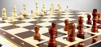 Hyper 14 Inches Light Weight Folding Chess Wooden Chess Set 35.5 cm Chess Board(Brown)