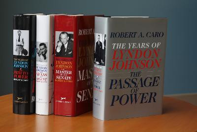 Robert A. Caro's The Years of Lyndon Johnson Set(English, Hardcover, Caro Robert A.)