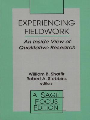 Experiencing Fieldwork(English, Electronic book text, unknown)