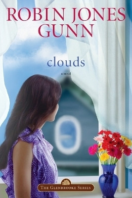 Clouds(English, Paperback, Gunn Robin Jones)