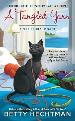 A Tangled Yarn(English, Paperback, Hechtman Betty)