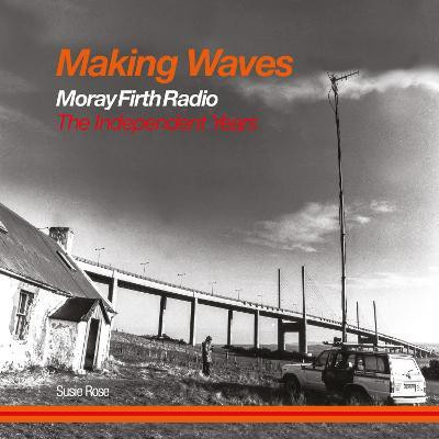 Making Waves(English, Paperback, Rose Susie)