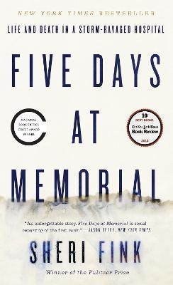 Five Days at Memorial(English, Paperback, Fink Sheri)