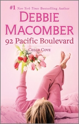 92 Pacific Boulevard(English, Paperback, Macomber Debbie)