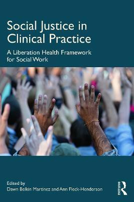 Social Justice in Clinical Practice(English, Paperback, unknown)