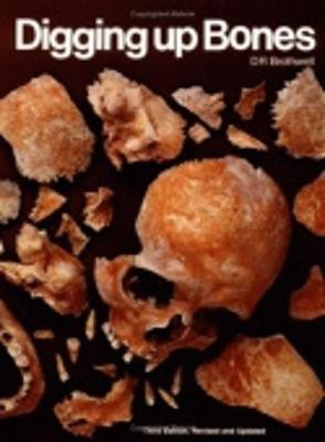 Digging Up Bones(English, Paperback, Brothwell Don R.)