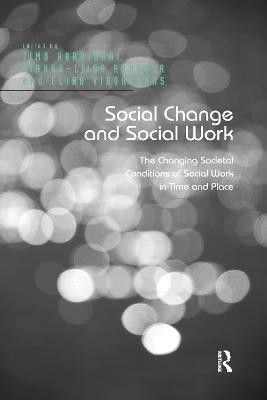 Social Change and Social Work(English, Paperback, Harrikari Timo)