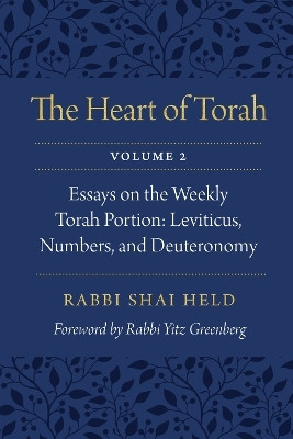 The Heart of Torah, Volume 2(English, Paperback, Held Shai)