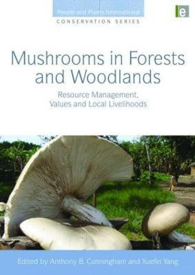 Mushrooms in Forests and Woodlands(English, Hardcover, unknown)