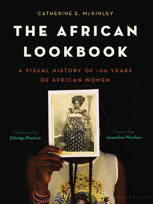 The African Lookbook(English, Hardcover, McKinley Catherine E.)