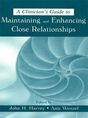 A Clinician's Guide to Maintaining and Enhancing Close Relationships(English, Paperback, unknown)