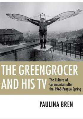 The Greengrocer and His TV(English, Paperback, Bren Paulina)