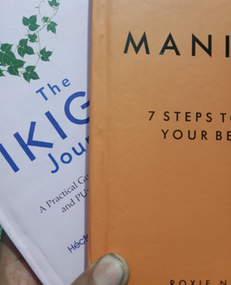 Combo pack of 2 Books 7 Step to Living Your Best Life and The Ikigae Journey  - Combo Pack of 2 books for happy lifestyle with 2 Disc(Paperback, Roxie Nafousi, Hector Garcia, Francesc Miralles)