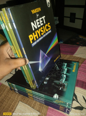 Yakeen for Neet Physics Part-6 Dropper Study Material(English, Hardcover, unknown)