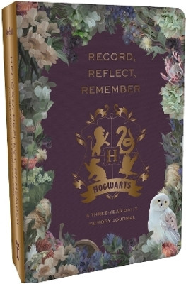 Harry Potter: Hogwarts Memory Journal(English, Hardcover, Insight Editions)
