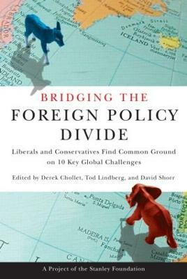 Bridging the Foreign Policy Divide(English, Paperback, unknown)