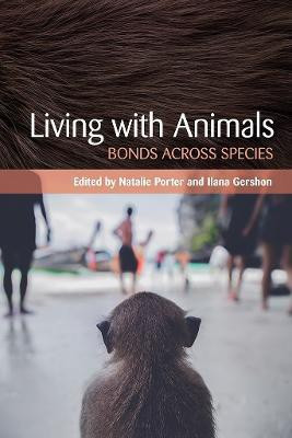Living with Animals(English, Electronic book text, unknown)
