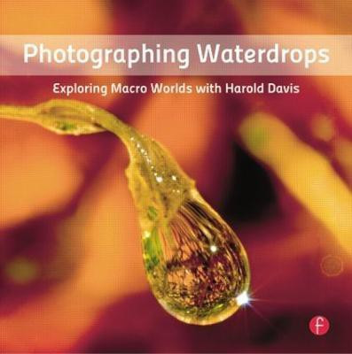 Photographing Waterdrops(English, Paperback, Davis Harold)