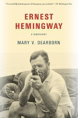 Ernest Hemingway(English, Paperback, Dearborn Mary)