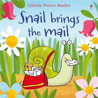Snail Brings the Mail(English, Paperback, Punter Russell)
