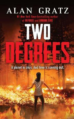 Two Degrees(English, Paperback, Gratz Alan)