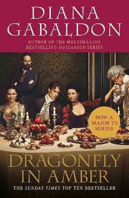 Dragonfly In Amber(English, Paperback, Gabaldon Diana)
