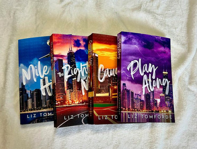 Windy City Series 4 Books Collection Set (Mile High, The Right Move, Caught Up, Play Along)(Paperback, Liz Tomforde)