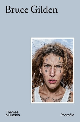 Bruce Gilden(English, Paperback, Koetzle Hans-Michael)